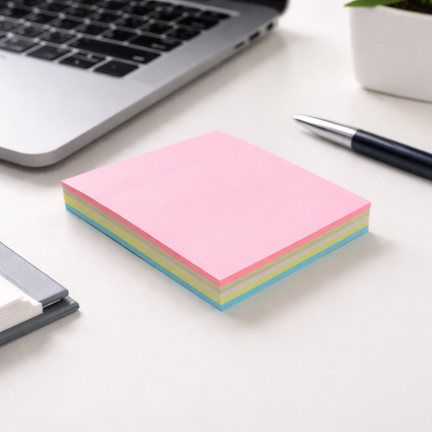 sticky note pad showing 100 sheets in 3x3 inch size