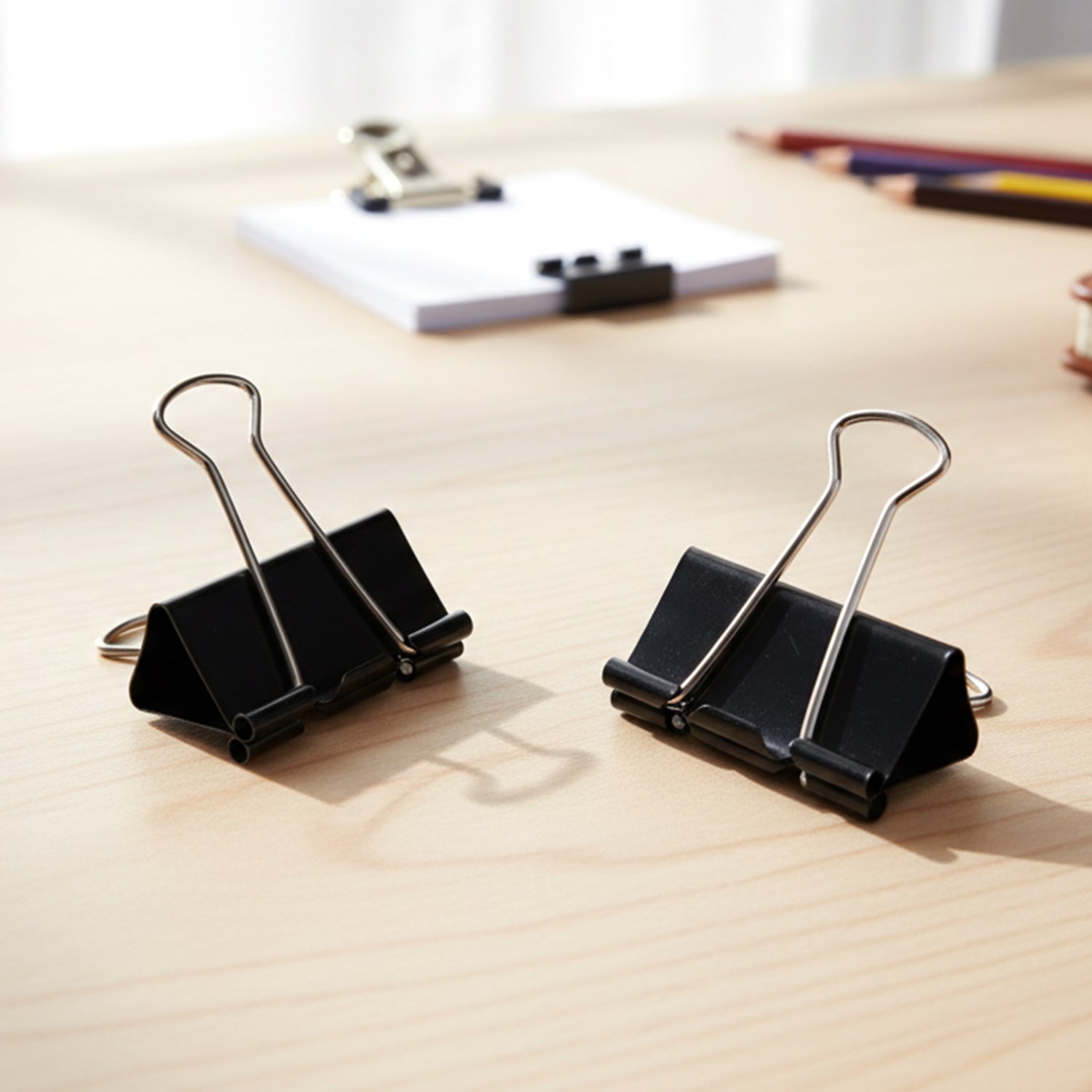 Open view of black heavy duty metal binder clip 25mm size