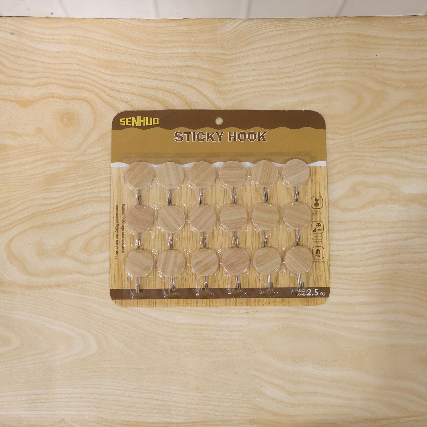 Size guide for self-adhesive wall hooks