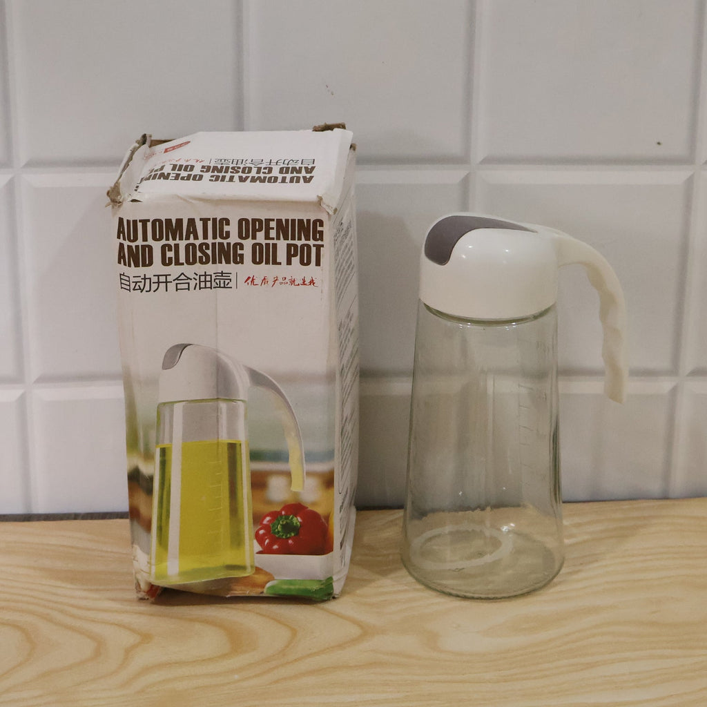 Glass auto open close oil dispenser bottle - image 9
