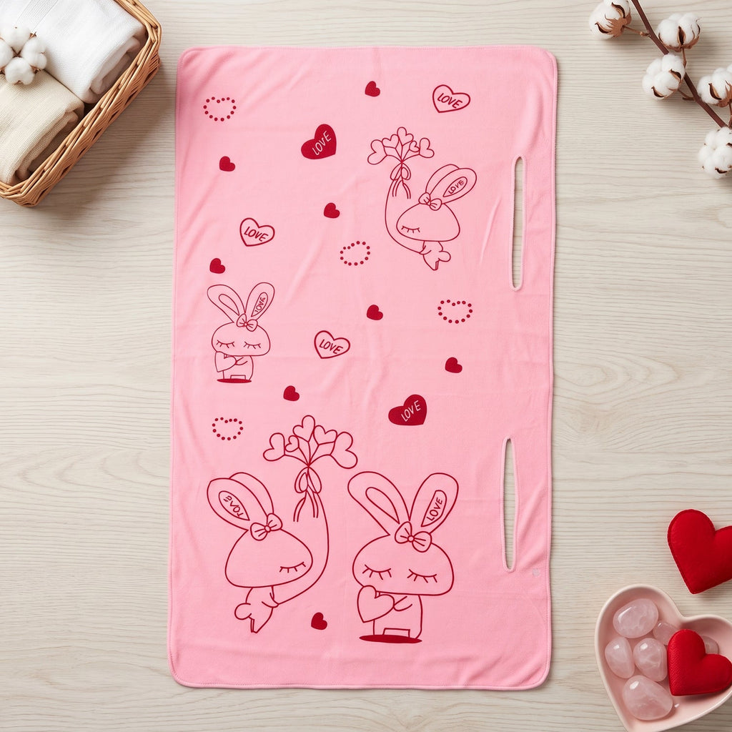 Quick dry body wrap towel with secure fastening for women