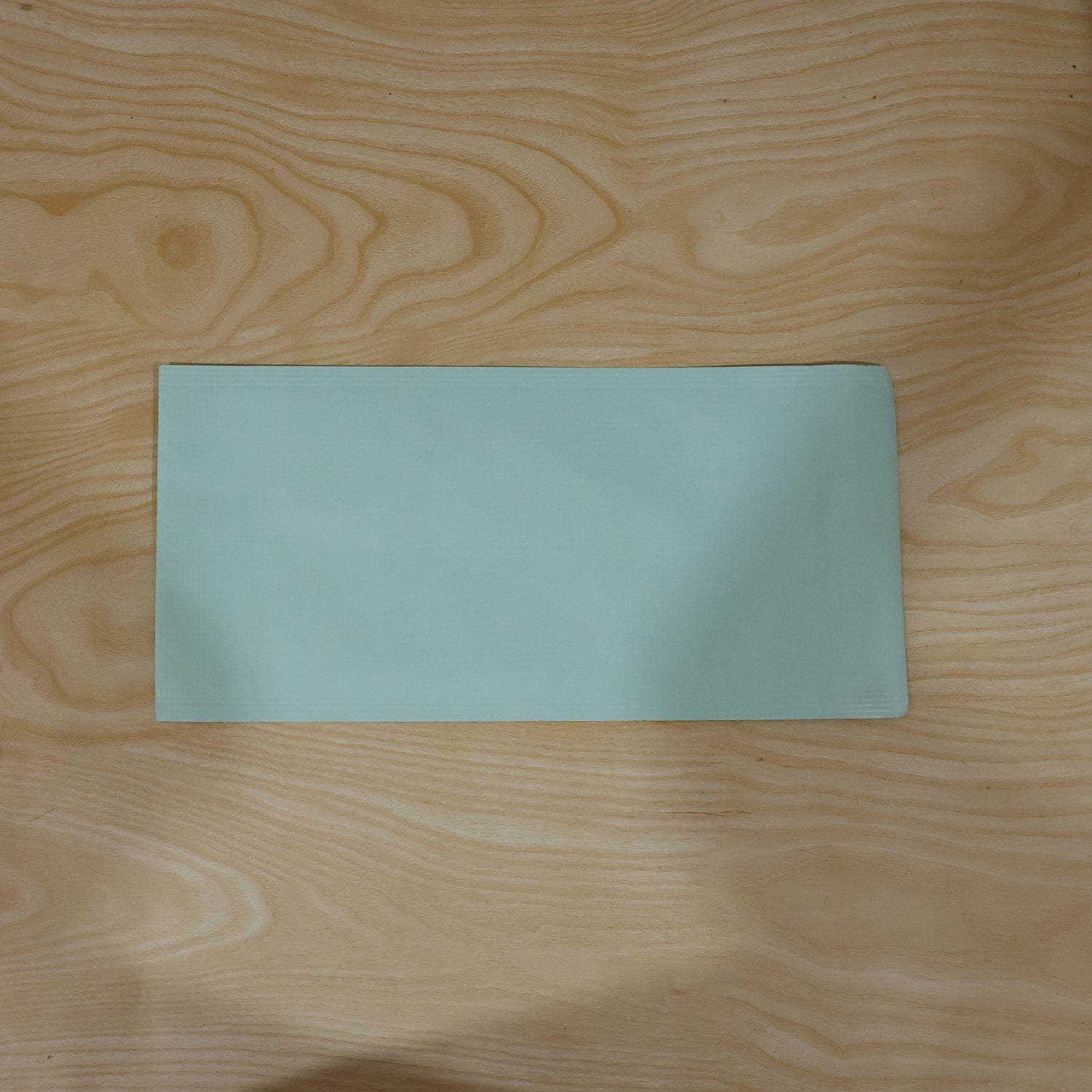 Card Envelope with Quick Self-Seal Closure – Durable 28x15cm Kraft Paper