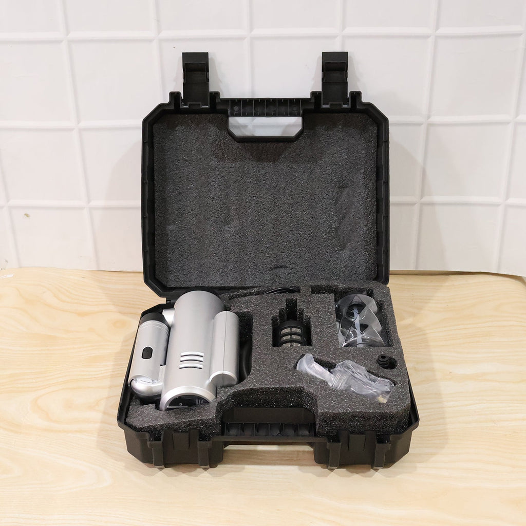 Cordless car washer cleaning use