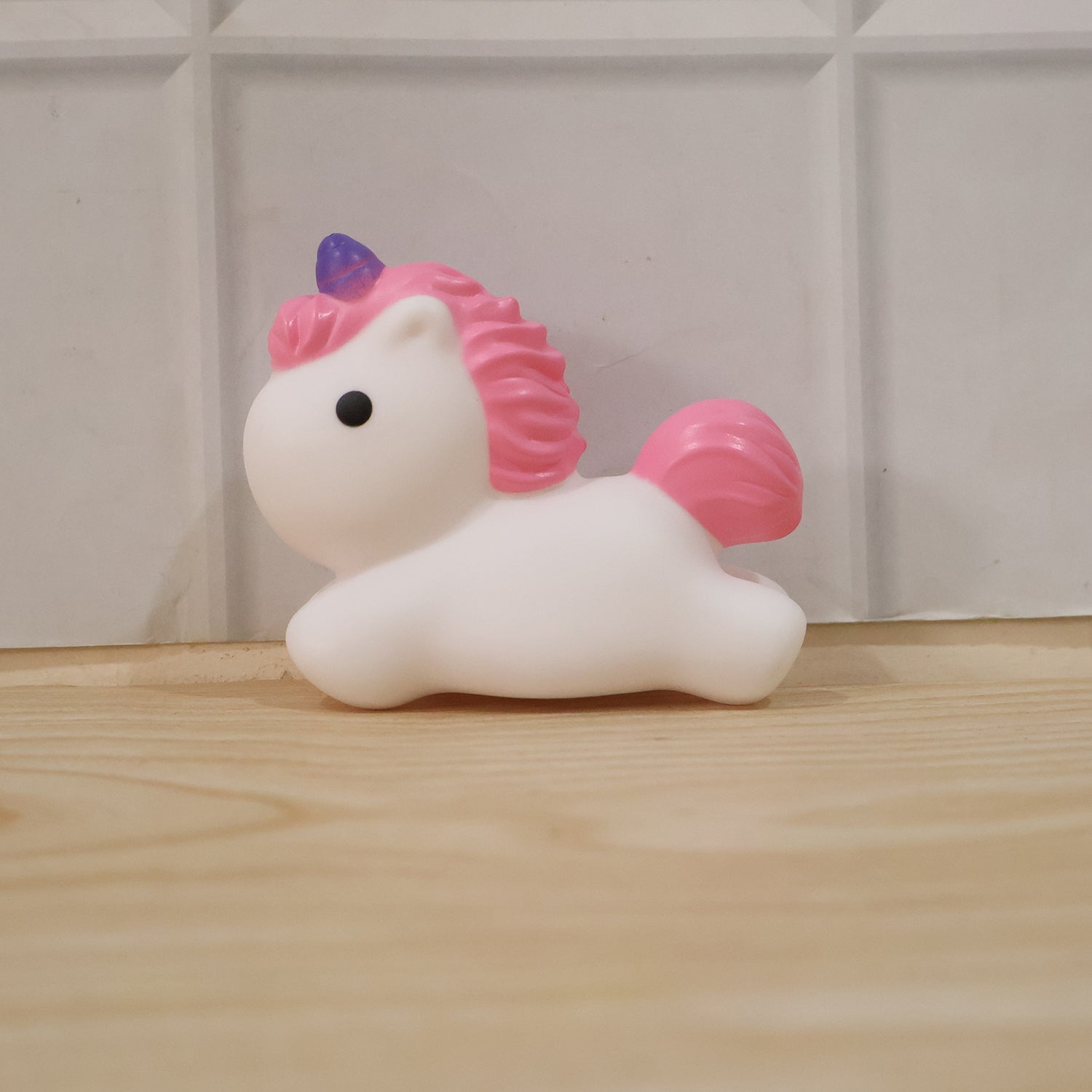 Rechargeable silicone unicorn night light for children's rooms
