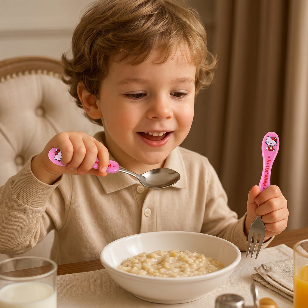Kids travel cutlery kit with protective carrying case