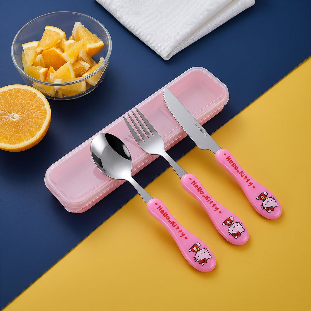 Toddler cutlery kit with case for meals on the go