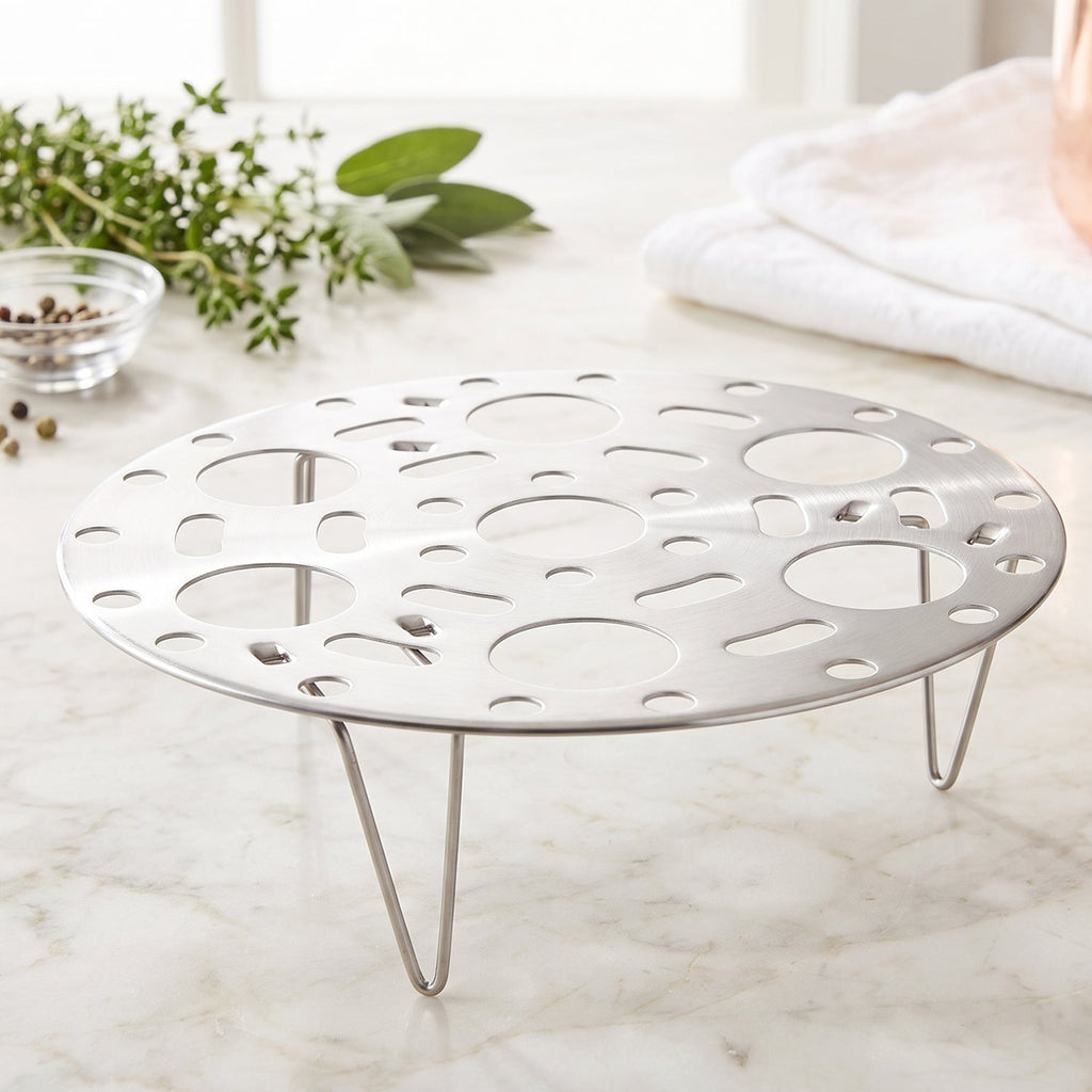 Foldable egg steamer basket rack for steaming in pans