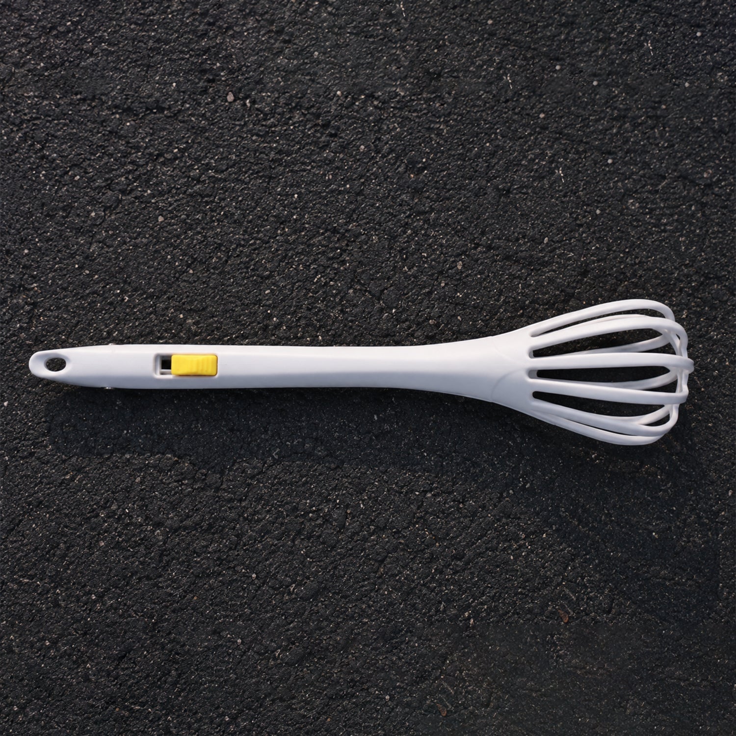 Egg beater white bg