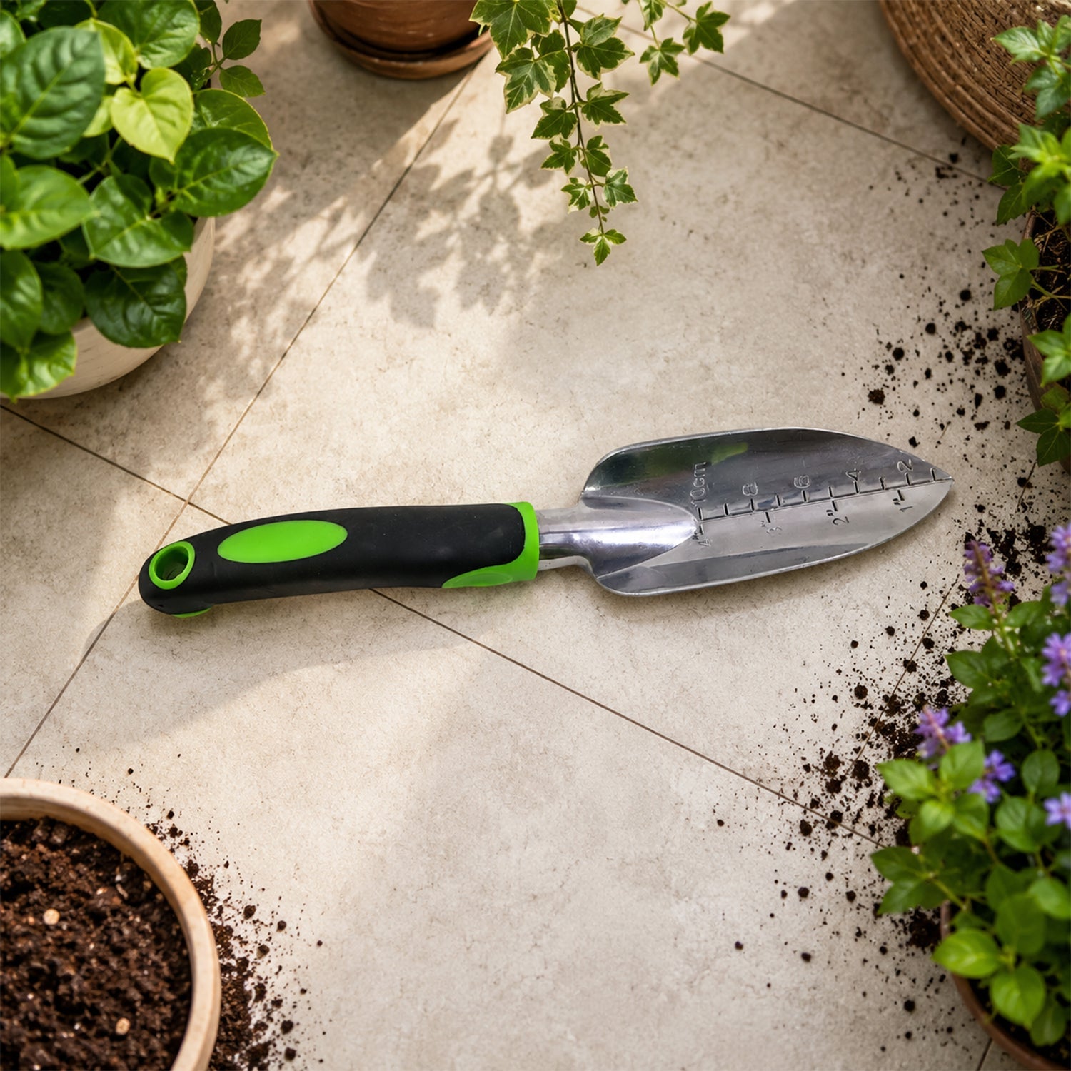 Multipurpose garden trowel for flowers, herbs and seedlings