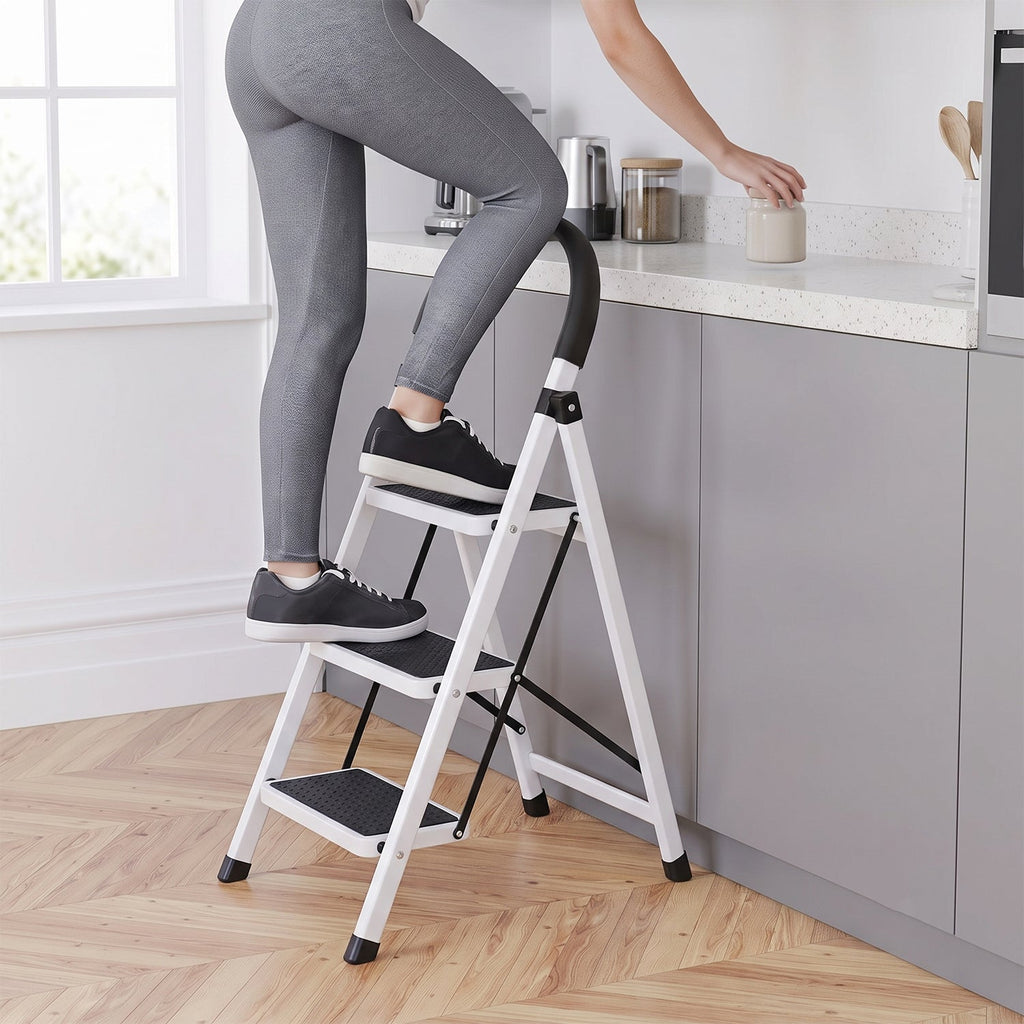 Compact 3 step stool ladder with anti slip steps and grip rail