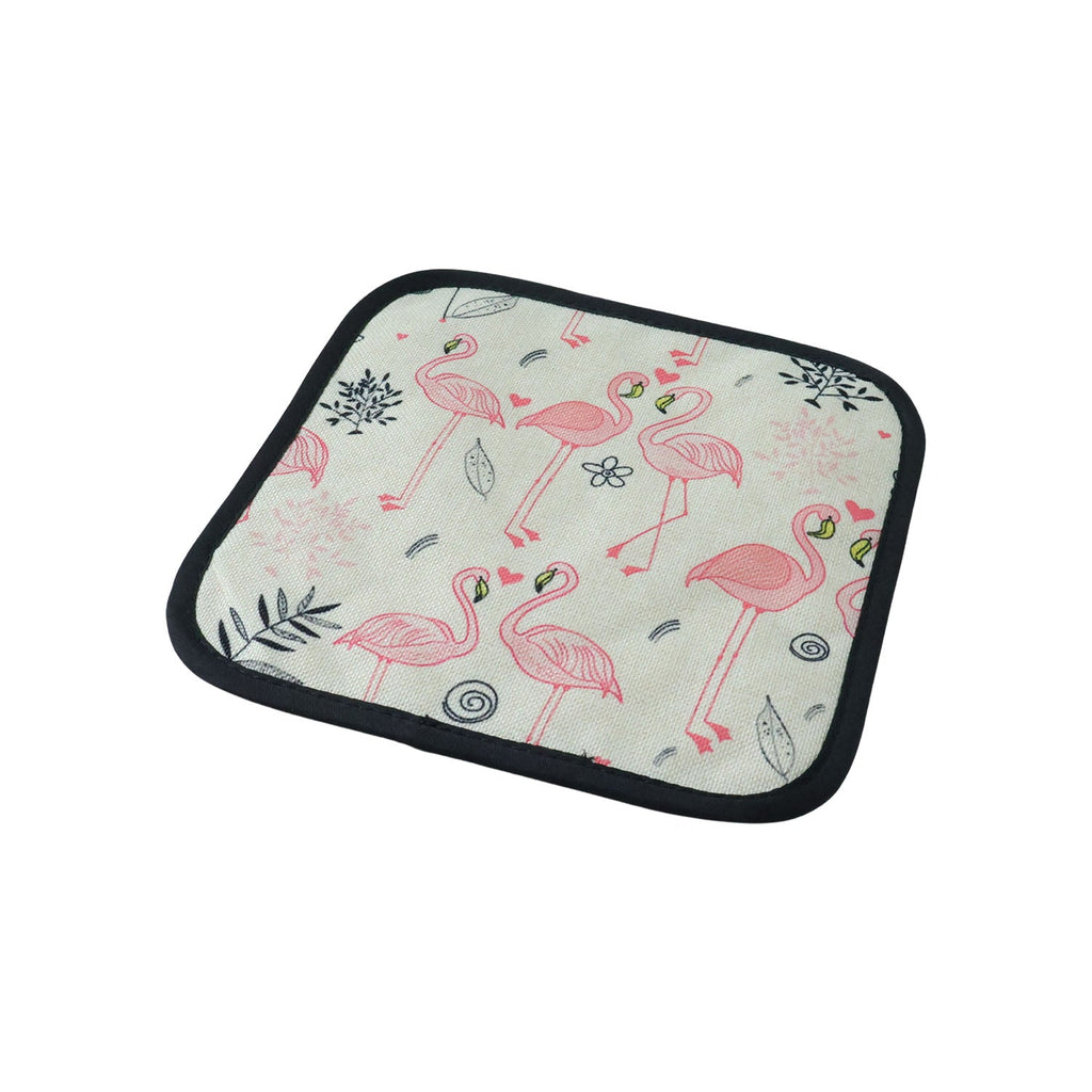 Trivet mat providing kitchen heat protection for cookware placement