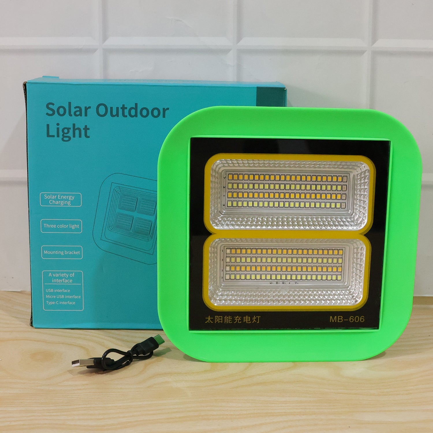 Solar emergency light daily use