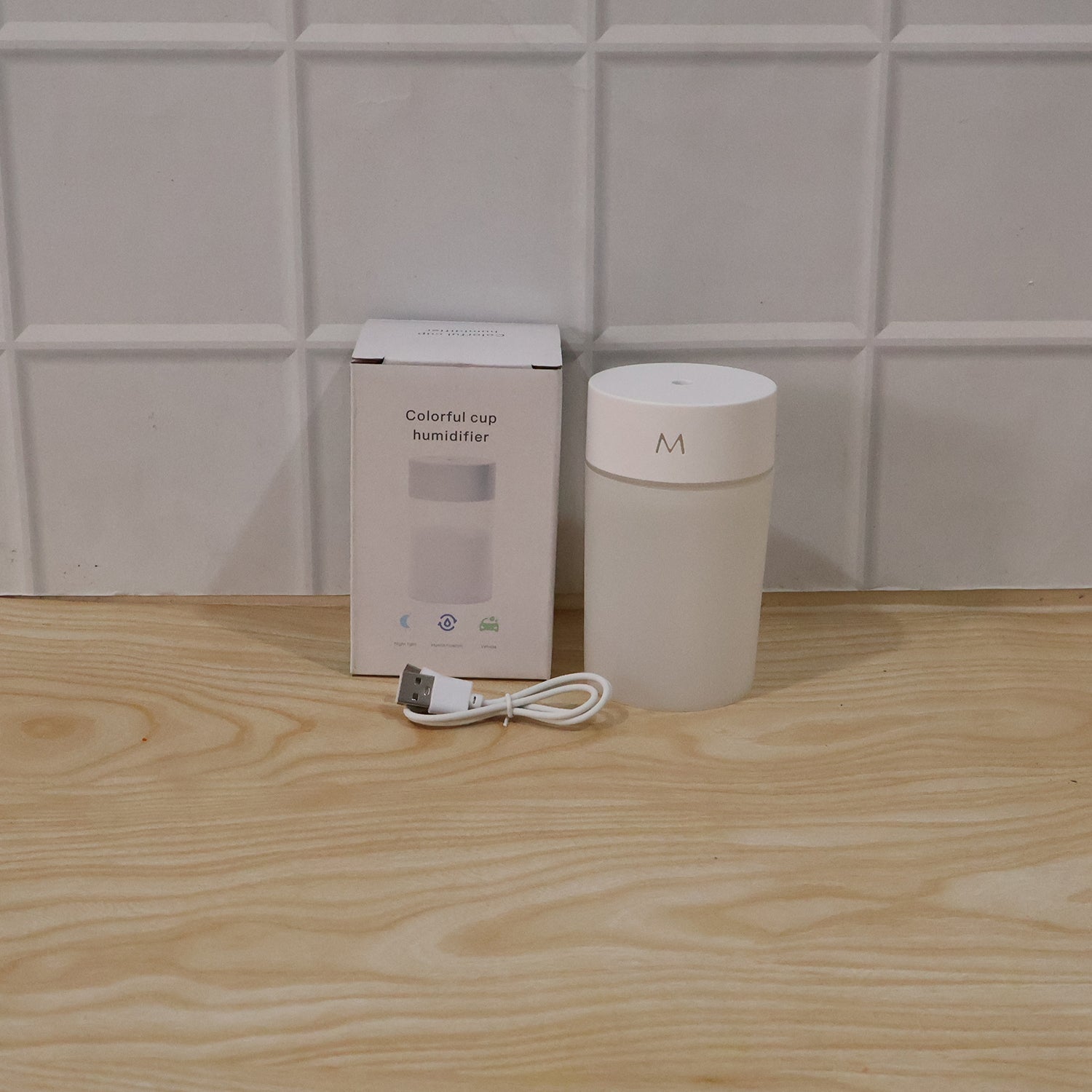Portable cool mist diffuser humidifier for desk and nightstand