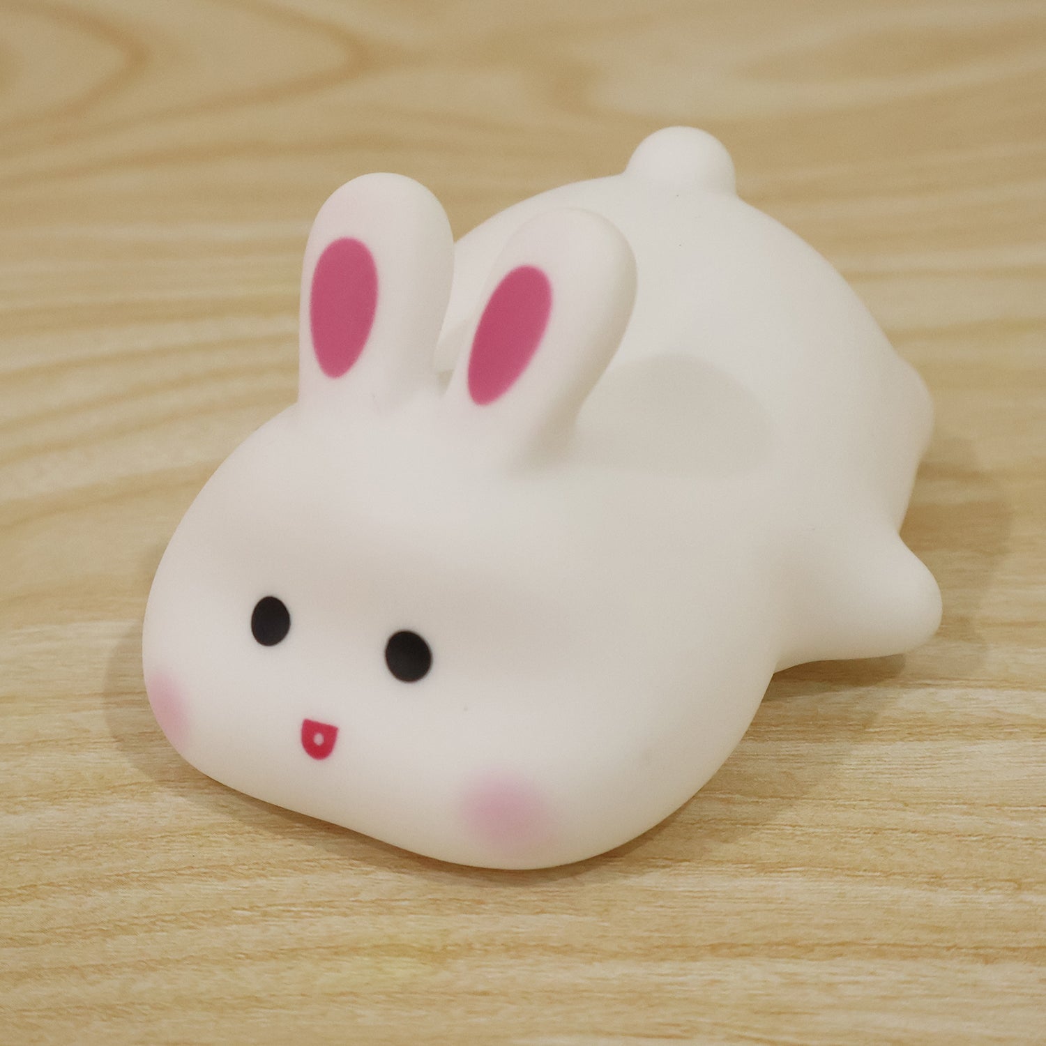 Rechargeable silicone rabbit night light for children's rooms