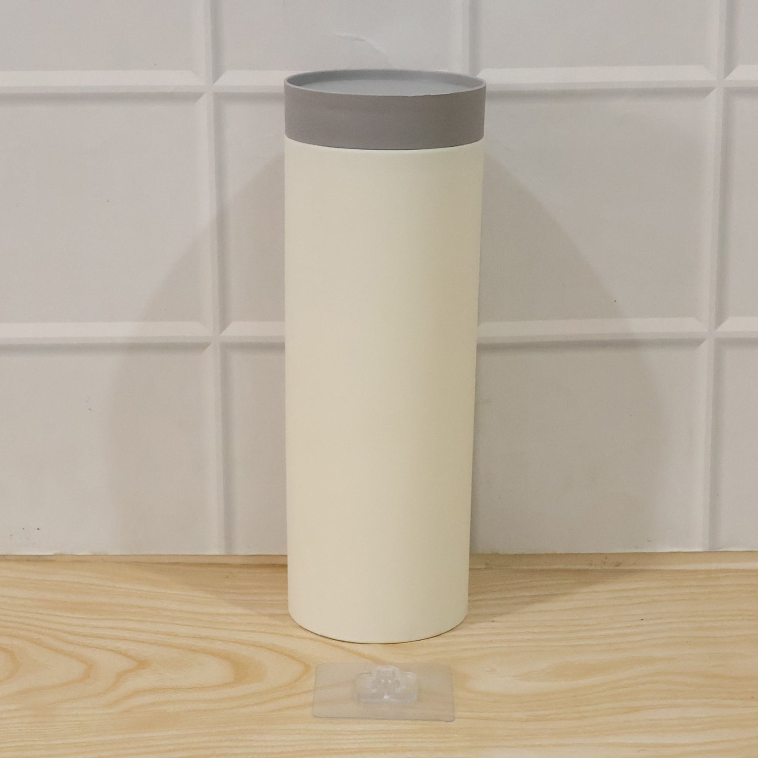 Daily use wall mounted paper cup holder for hygienic storage