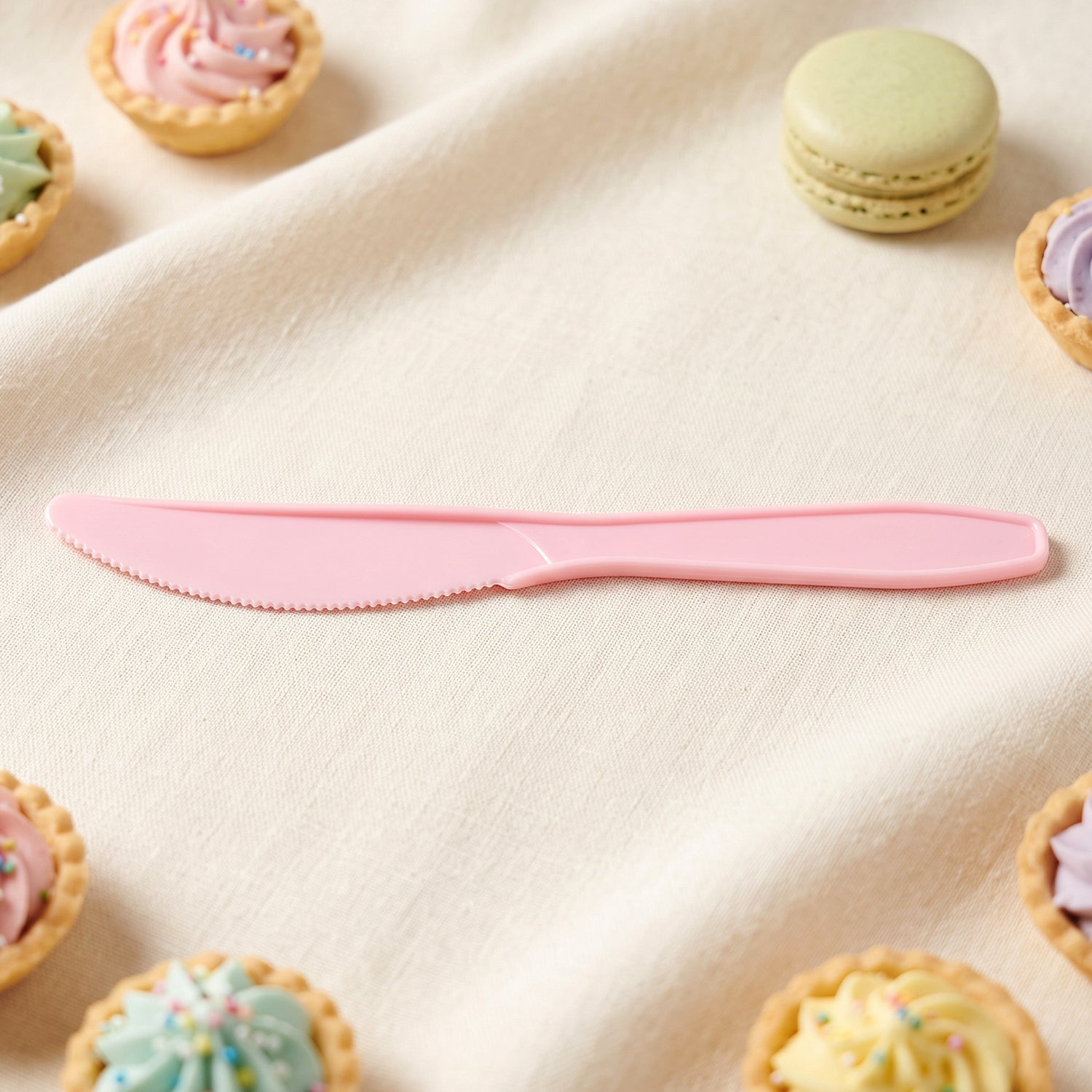 Dessert knife close view design