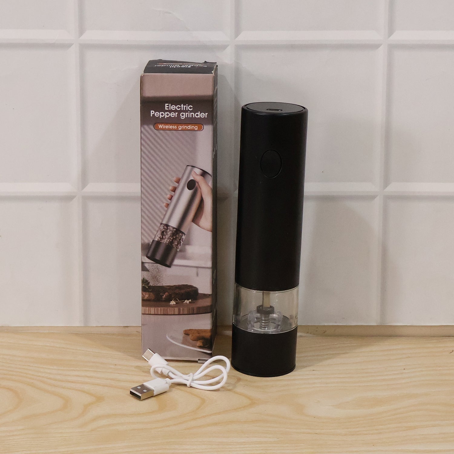 Pepper grinder kitchen use