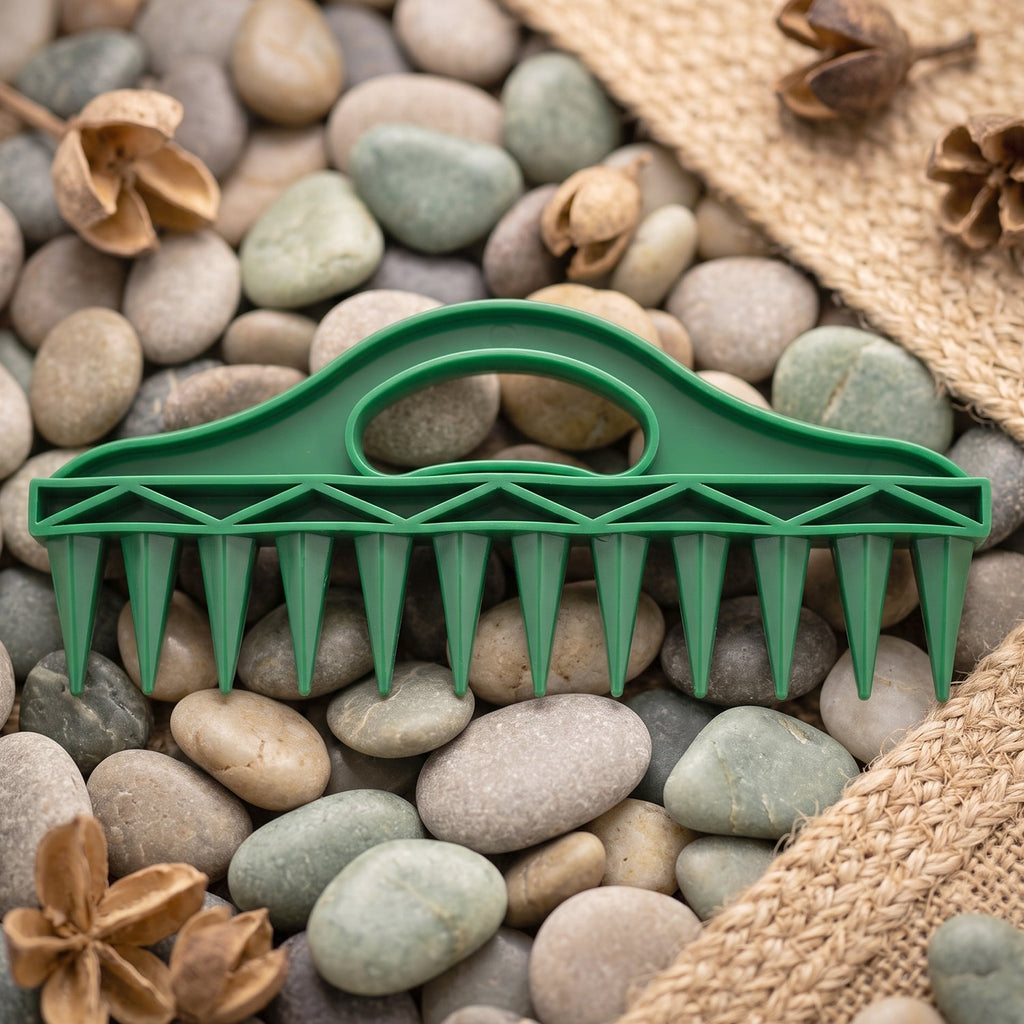Soil loosener and dibber tool for planting seeds and bulbs