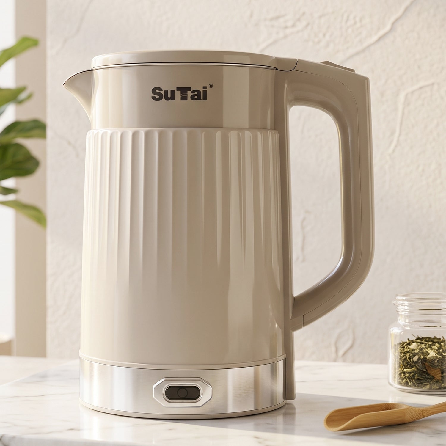 Durable electric kettle with wide mouth for easy filling