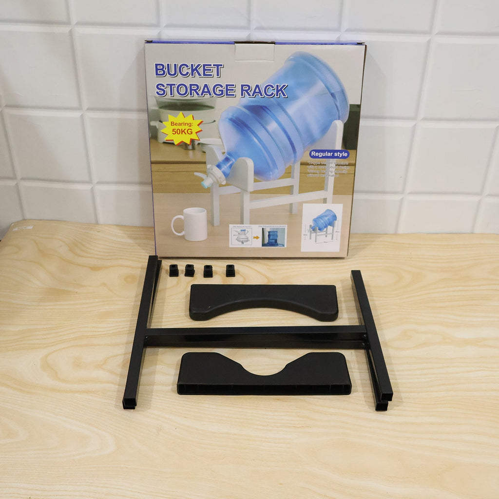 Metal water can stand set
