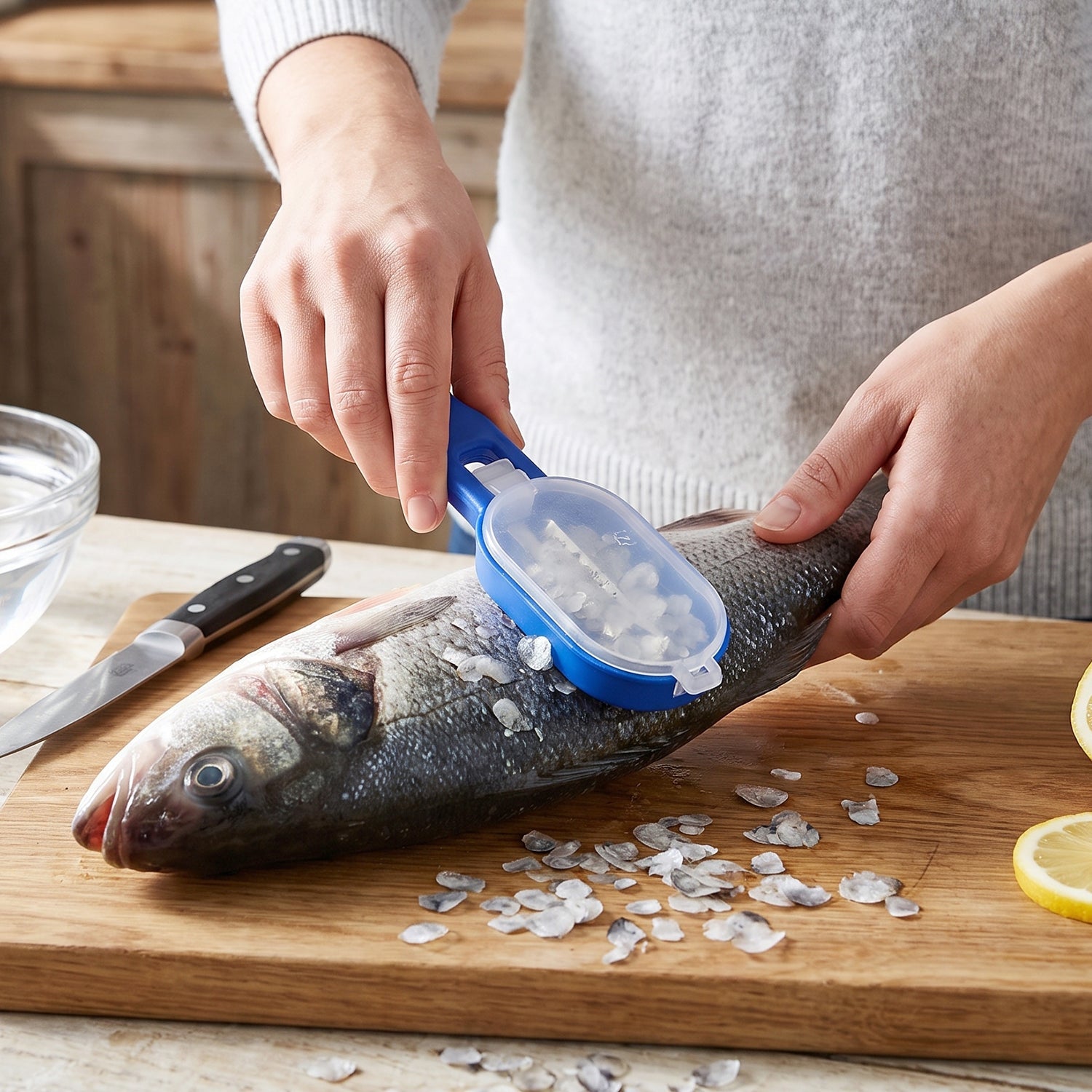 Kitchen fish scaler scraper for quick and mess free descaling