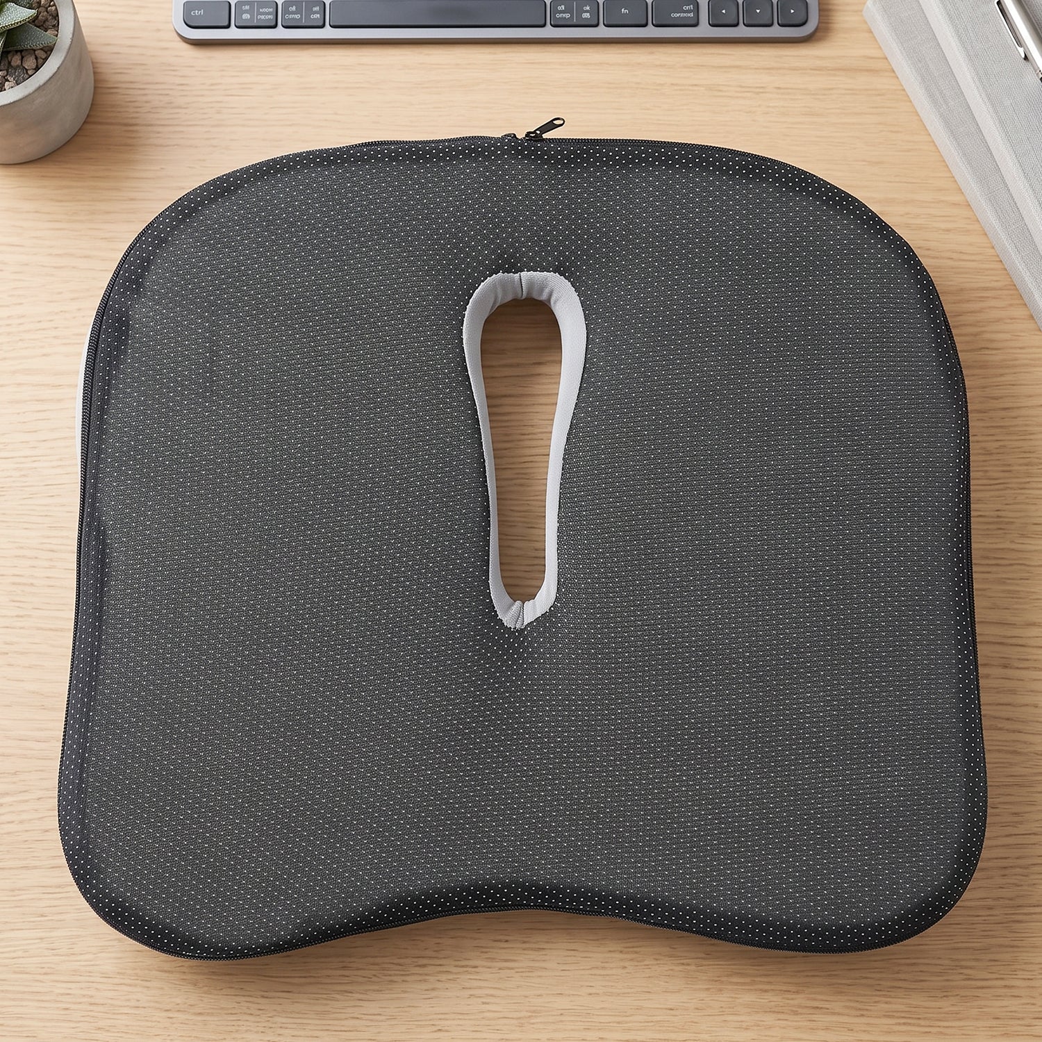 Seat cushion size details