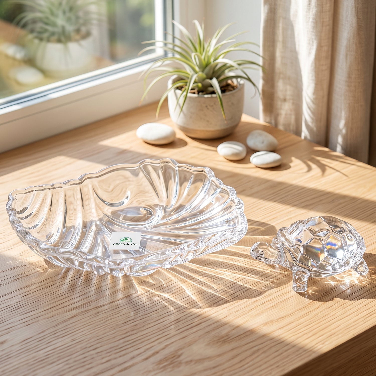 Auspicious crystal turtle and tray for gifting and decor