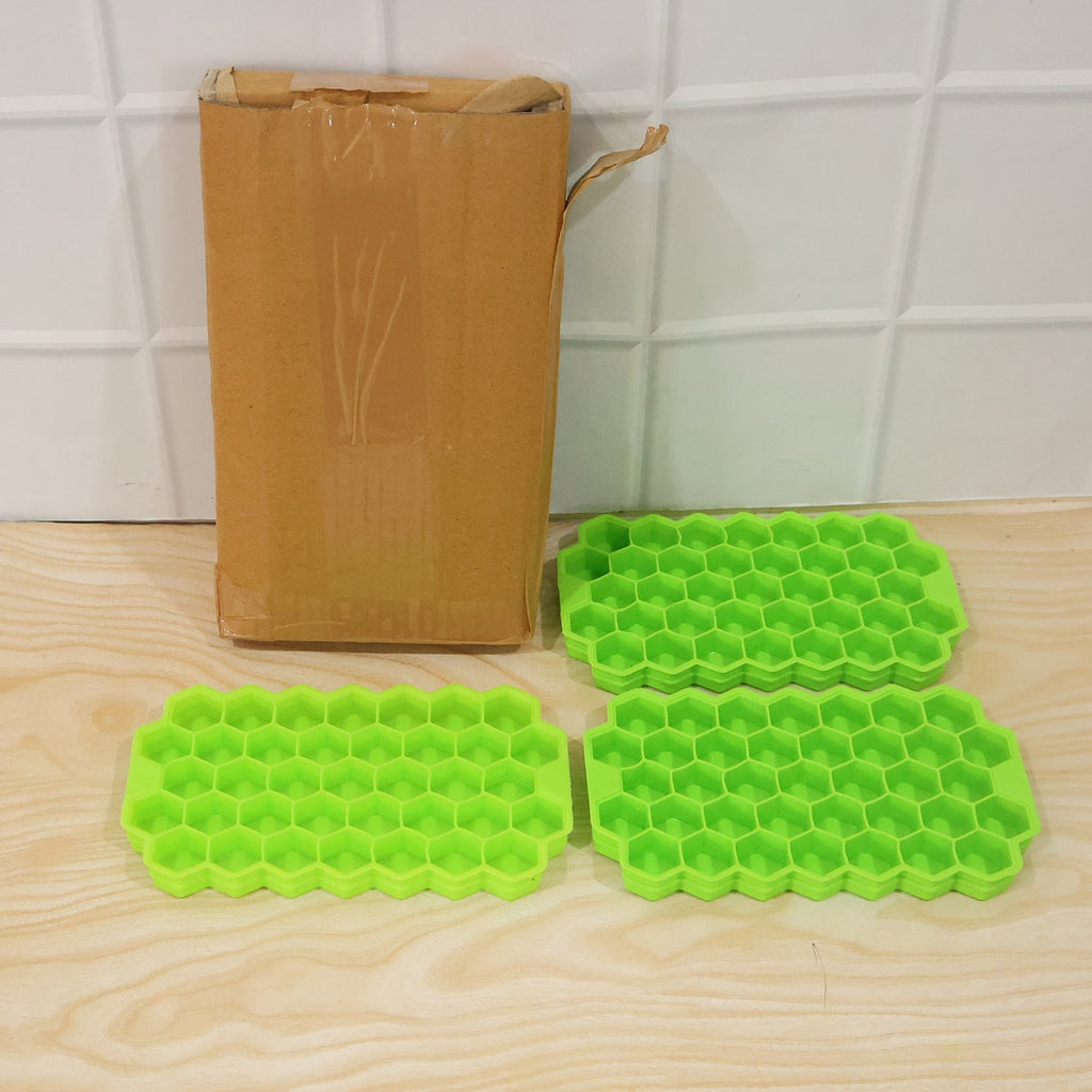 BPA free silicone honeycomb ice trays for water, juice and drinks