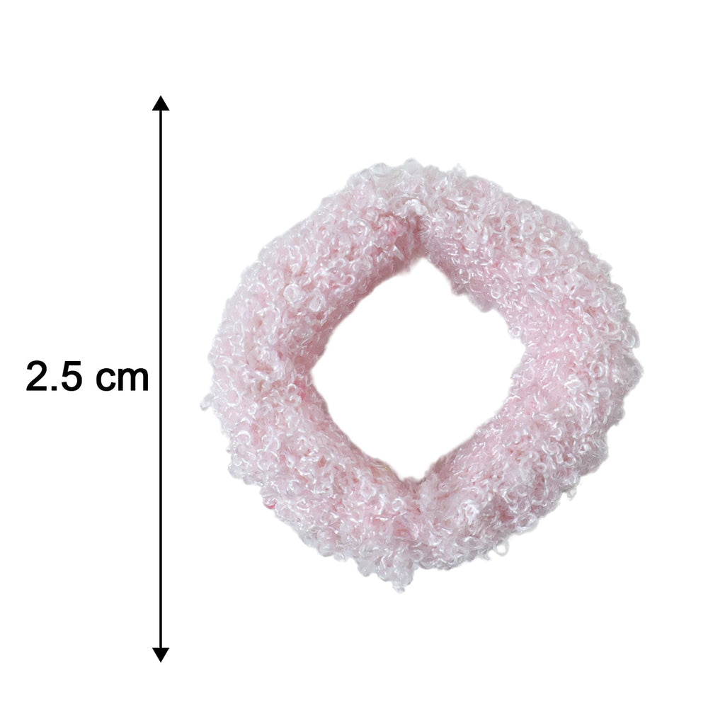Size comparison of elastic hair bands