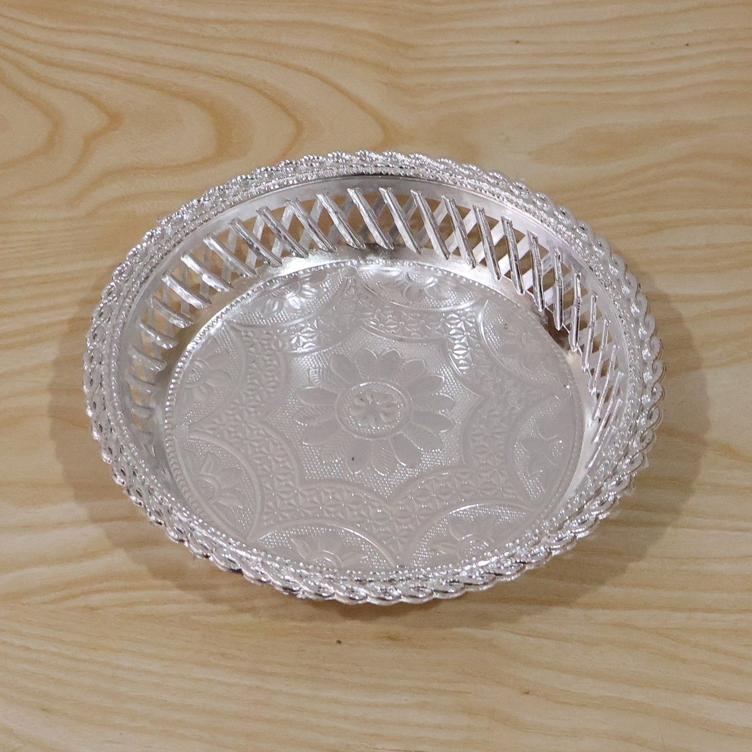 Silver serving tray daily use