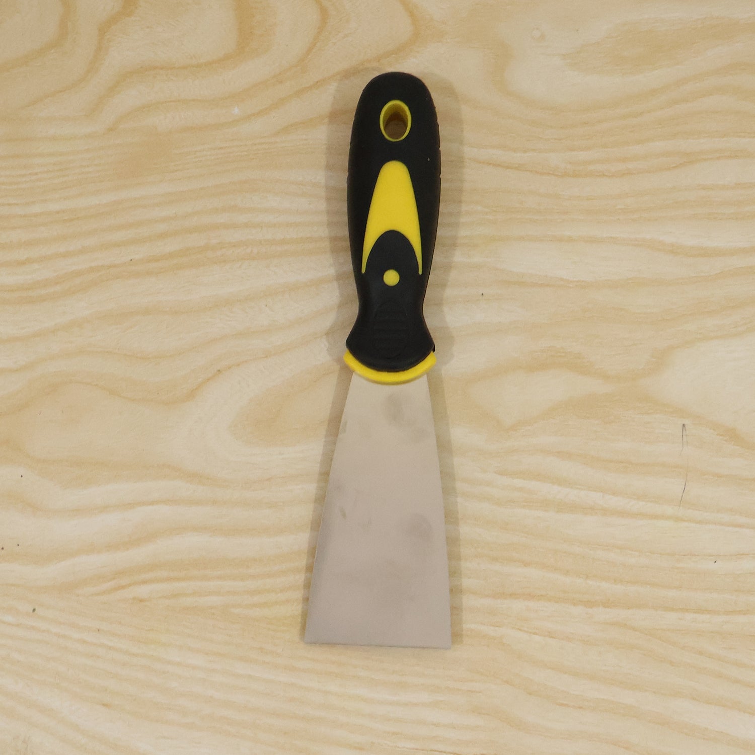 Wide blade putty scraper 1 pc