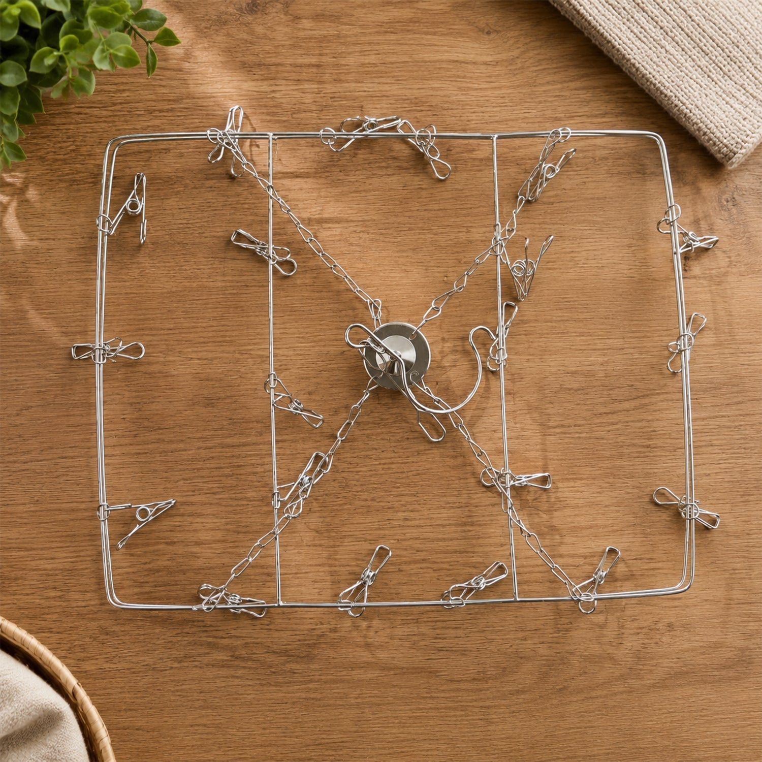 Rustproof steel clip hanger for drying multiple items at once