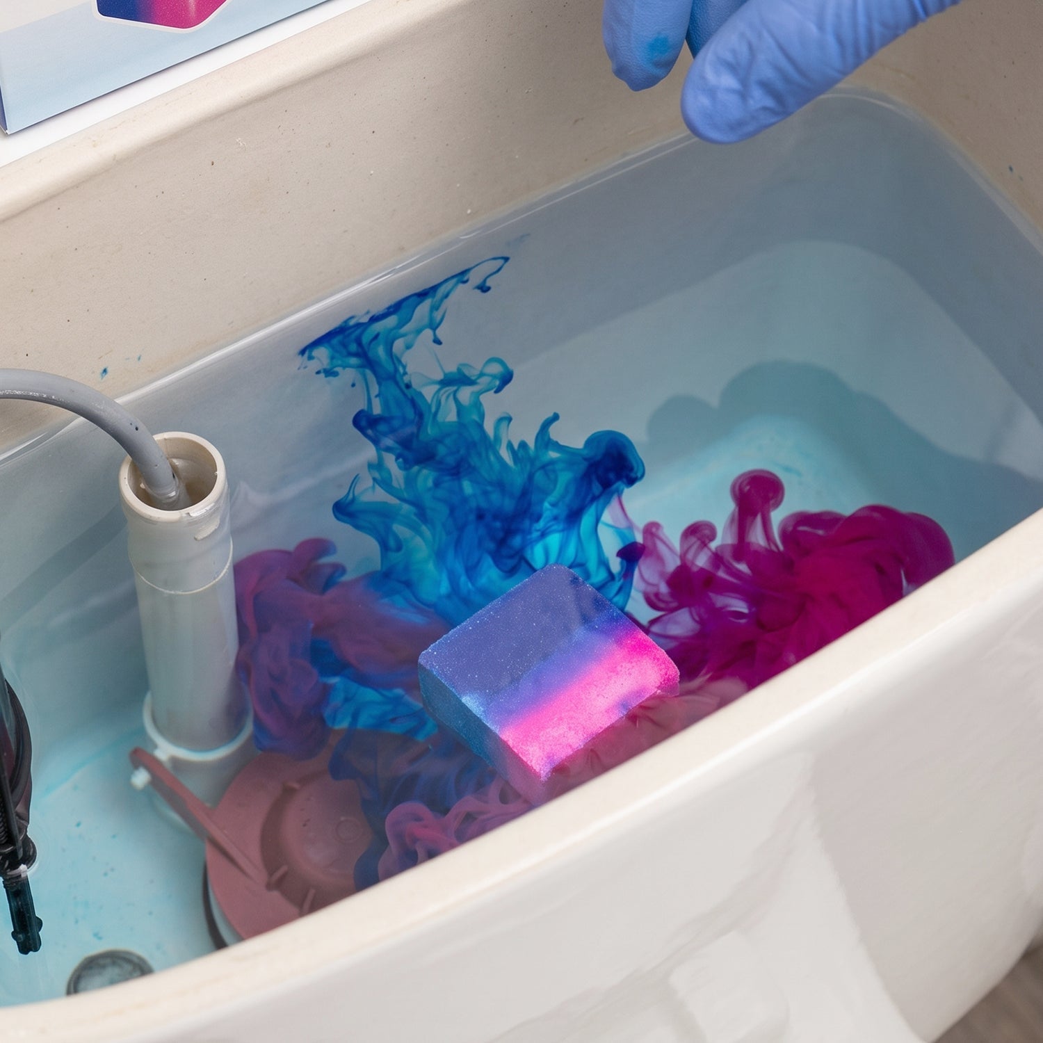 Toilet bowl cleaning block ensures stain-free and hygienic toilet bowls.